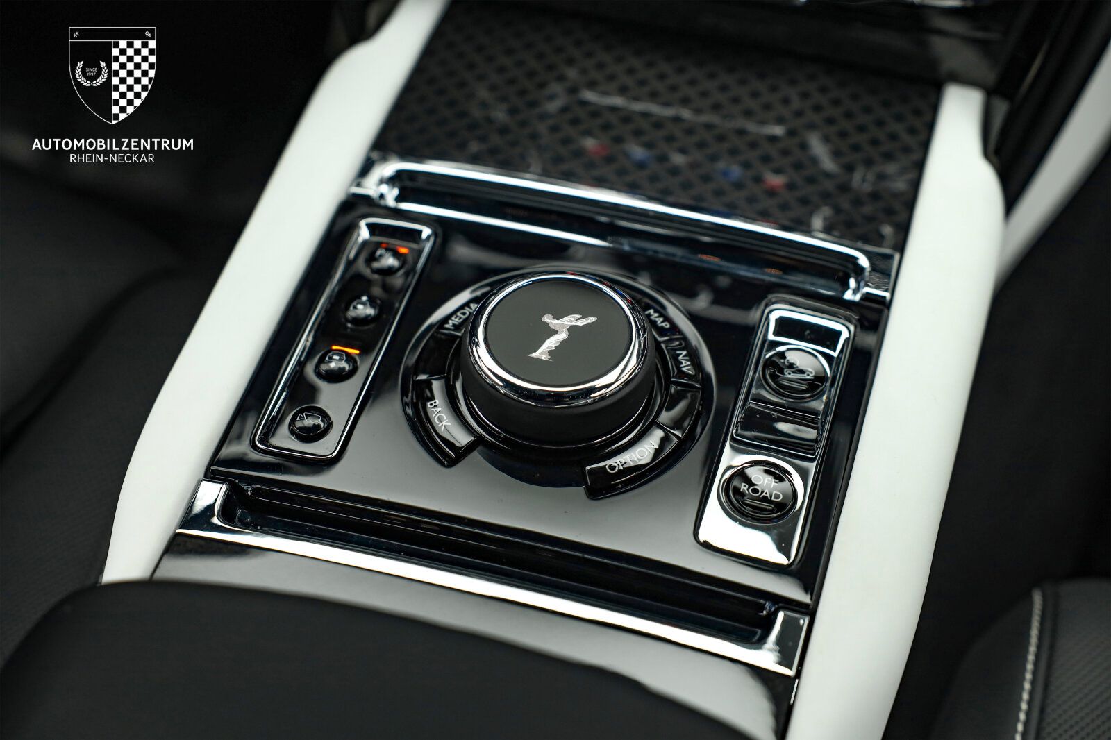 Rolls-Royce Cullinan - Bild 25