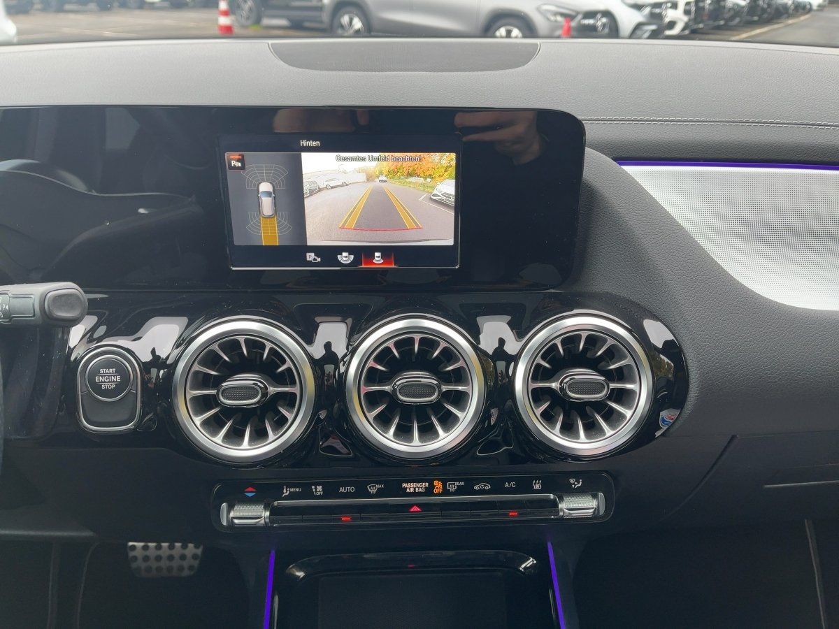 Fahrzeugabbildung Mercedes-Benz B 250 e AMG/Night/Pano/Kamera/LED/18''