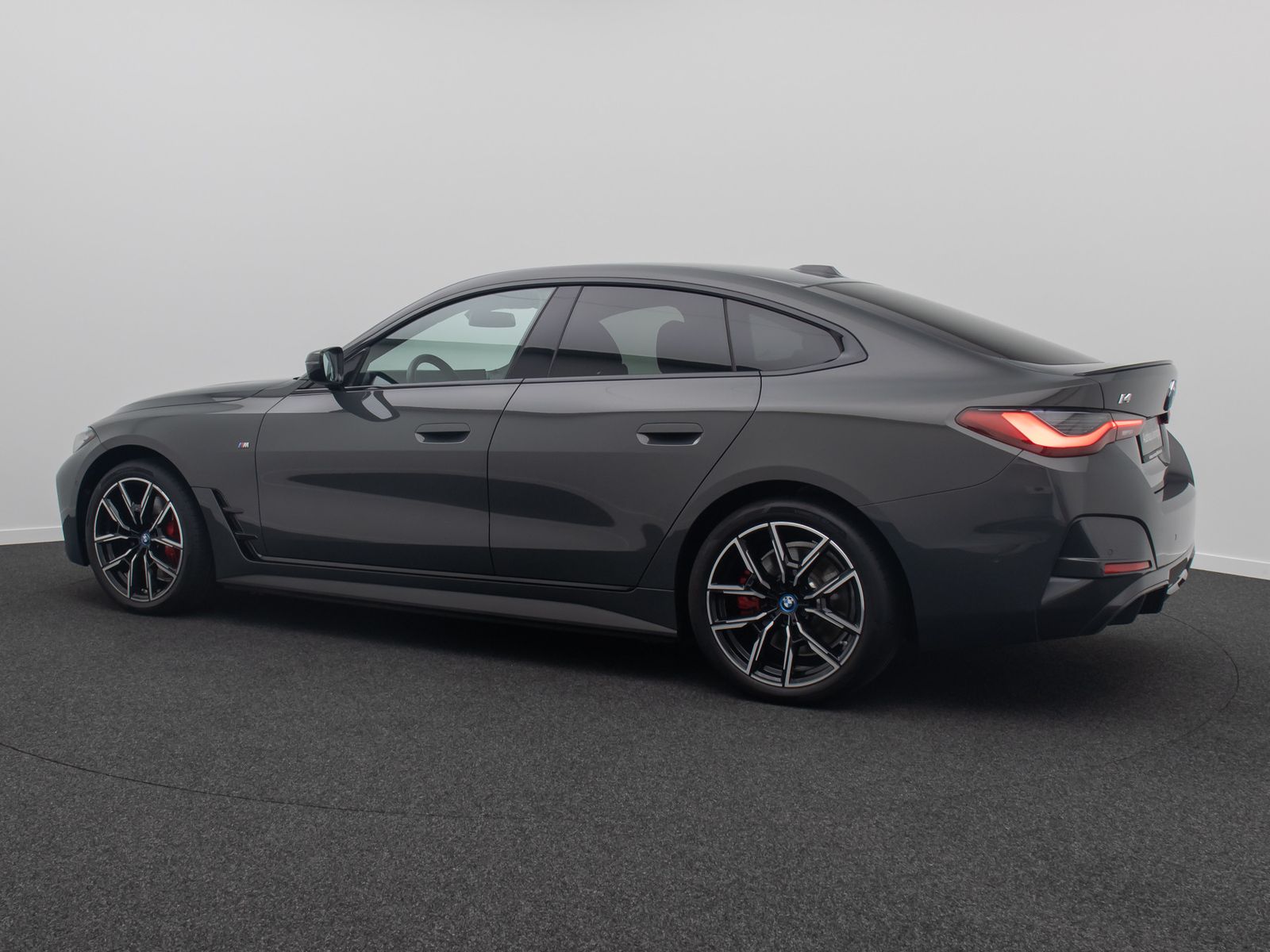 Fahrzeugabbildung BMW i4 eD35 M Sport GC Kamera DAB Widscreen 19Zoll