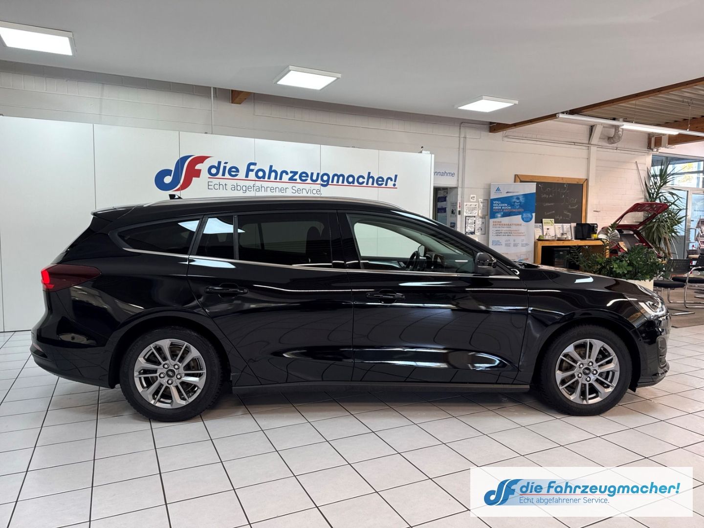 Fahrzeugabbildung Ford Focus Turnier Titanium X 1.5 EcoBlue EU6d Navi D