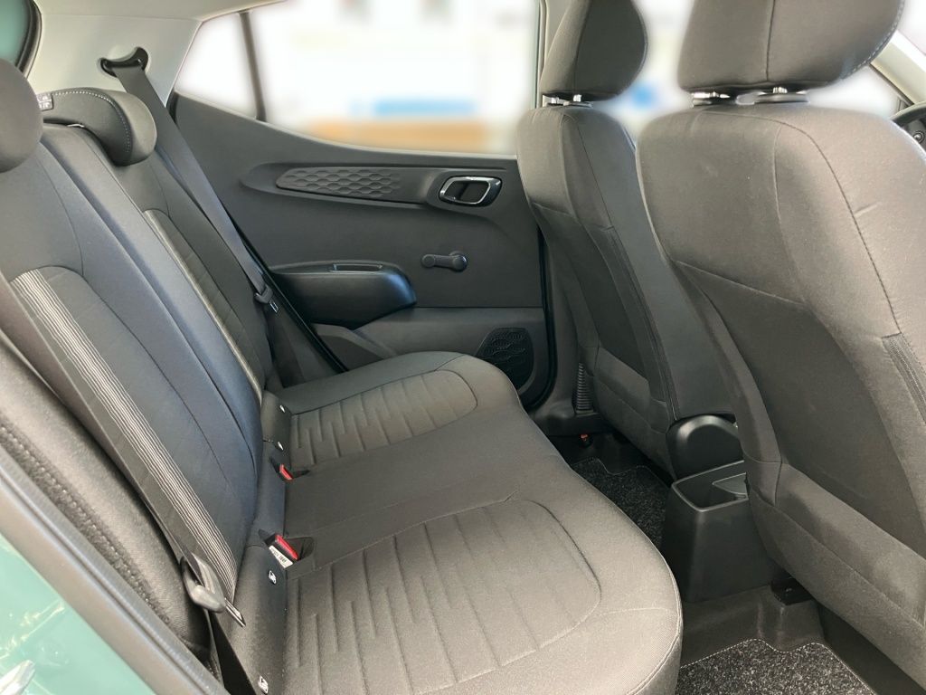 Fahrzeugabbildung Hyundai i10 1.0 Select Facelift Fernlichtass. Kam. Navi