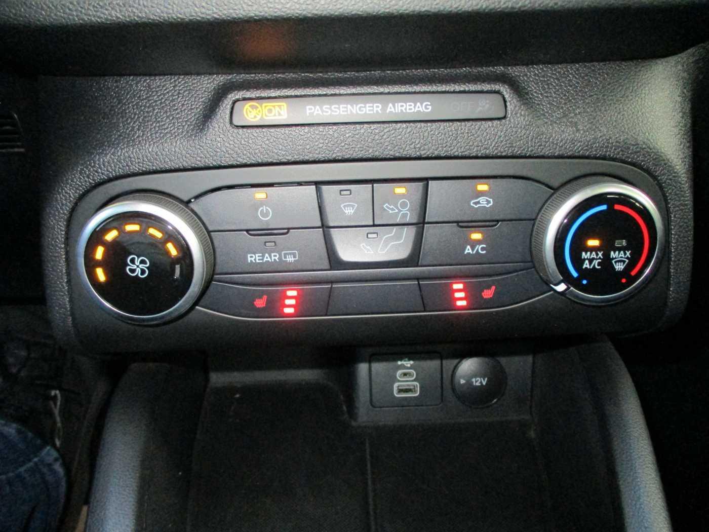 Ford Focus Turnier Diesel 1.5 EcoBlue COOL&CONNECT