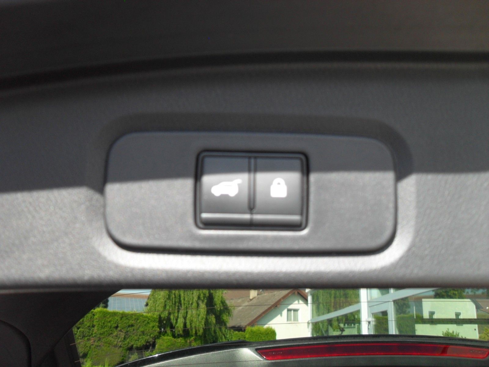 Fahrzeugabbildung Nissan Qashqai 1,3  Tekna | HeadUp | Teilleder | 360°