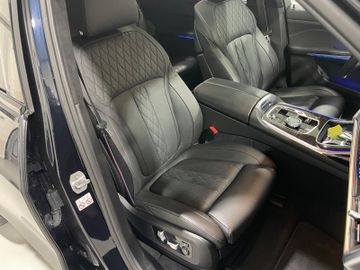BMW X7 - 10