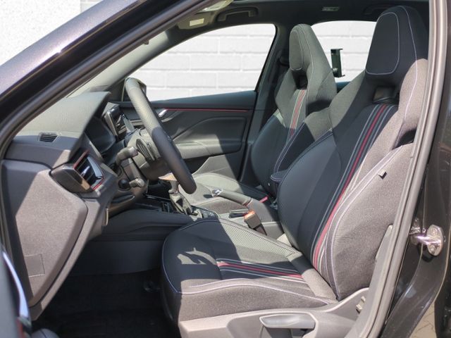 Fahrzeugabbildung SKODA Kamiq 1.5 TSI DSG Monte Carlo MATRIX AHK NAVI
