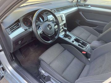 Volkswagen Passat Variant - 9