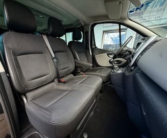 Renault Trafic - 12