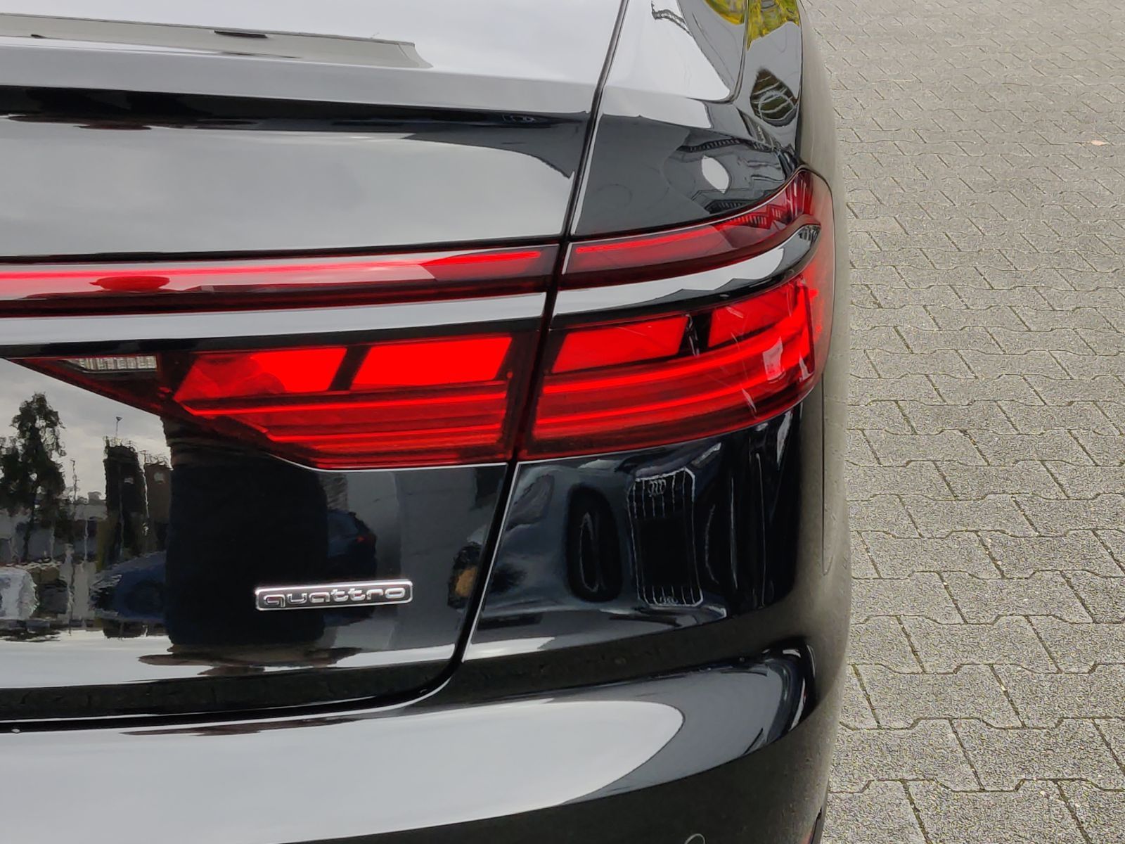 Audi A8 - Bild 9