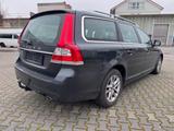 Volvo V70 D4 Summum LEDER+NAVI+XENON+STHZ - Volvo V70 mit Diesel-Antrieb