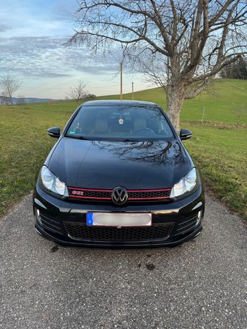 Volkswagen Golf 2.0 TSI GTI Edition 35 