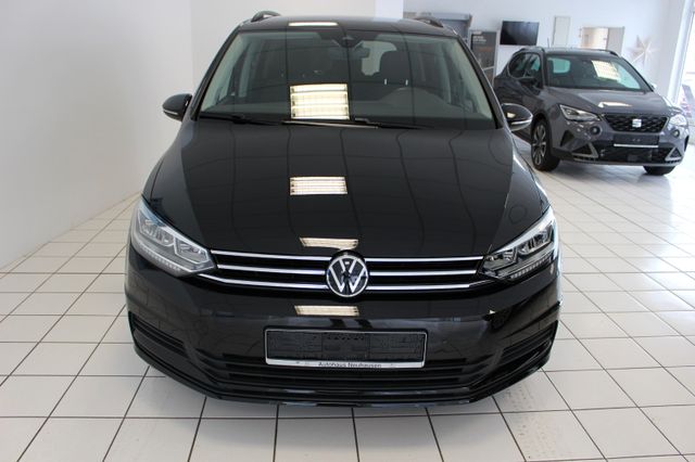 Volkswagen Touran Comfortline 7-Sitzer,LED,ACC,DAB,AHK