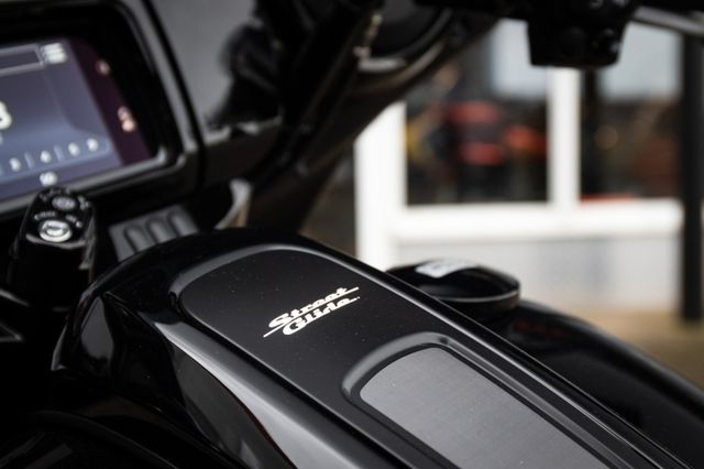 Fahrzeugabbildung Harley-Davidson Street Glide Special FLHXS MY23 sofort verfügbar