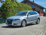 Audi A3 1.6 tiptronic S line Sportpaket plus S li... - Audi A3 aus 2006: Line