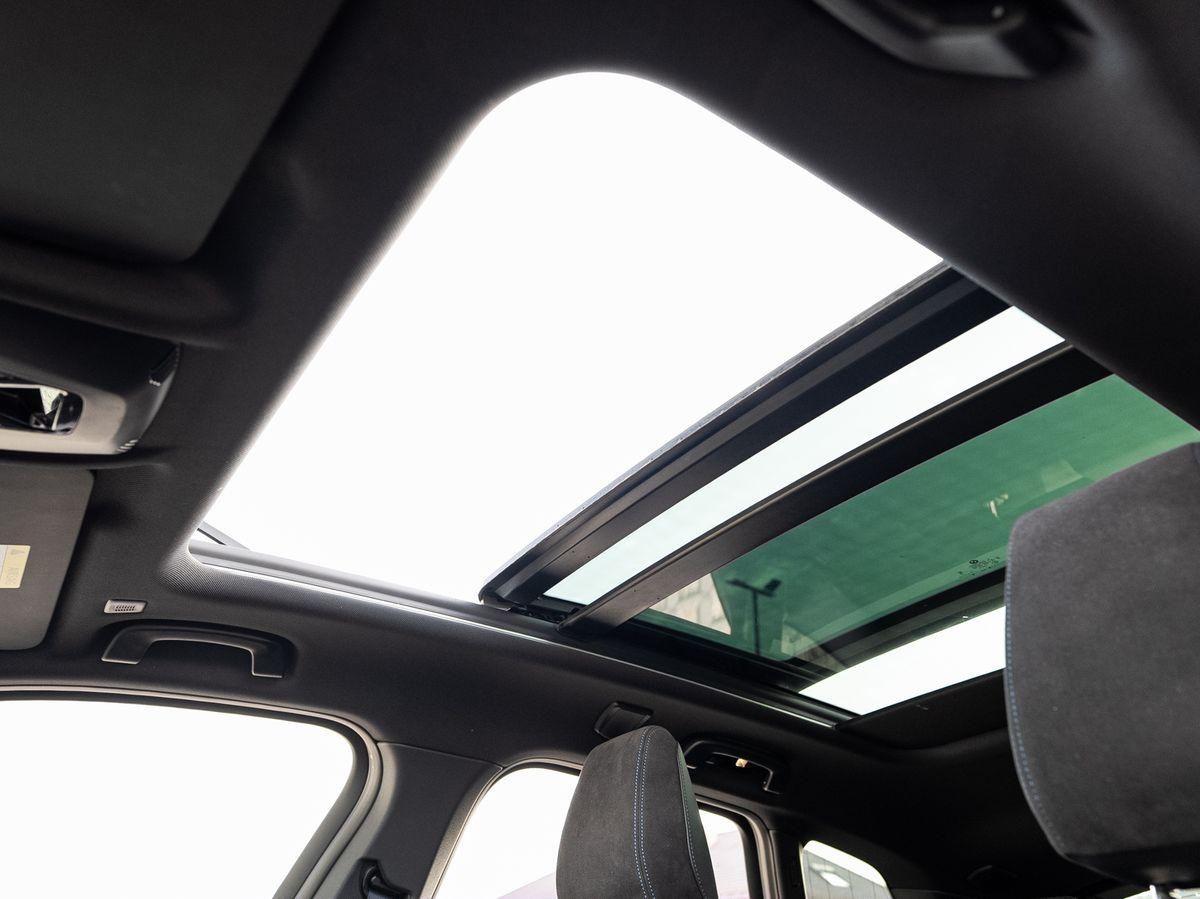 BMW 218d Active Tourer M-Sport AHK PANO ACC HuD 360° foto 16