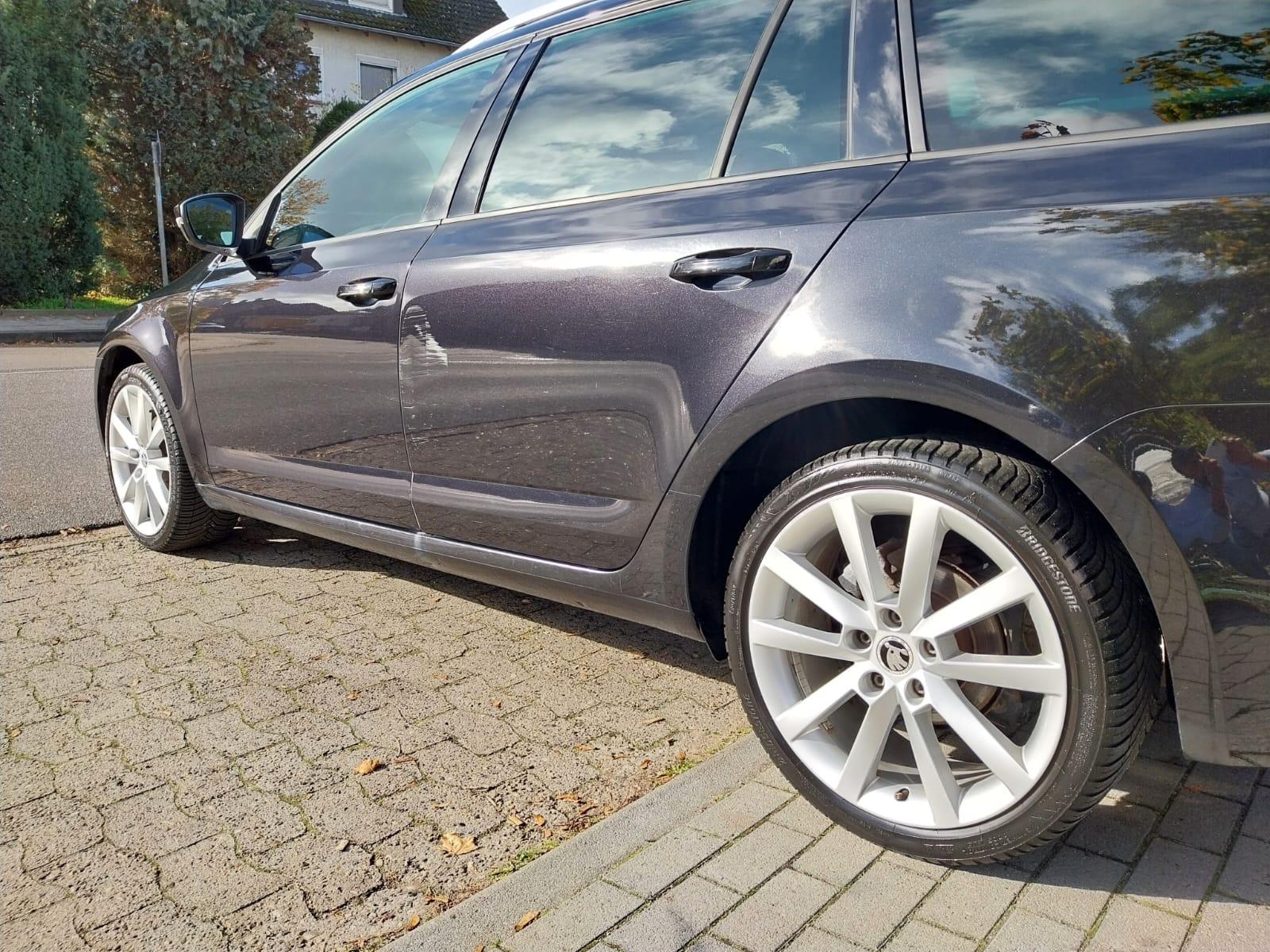 Skoda Octavia 2013 — фото 9