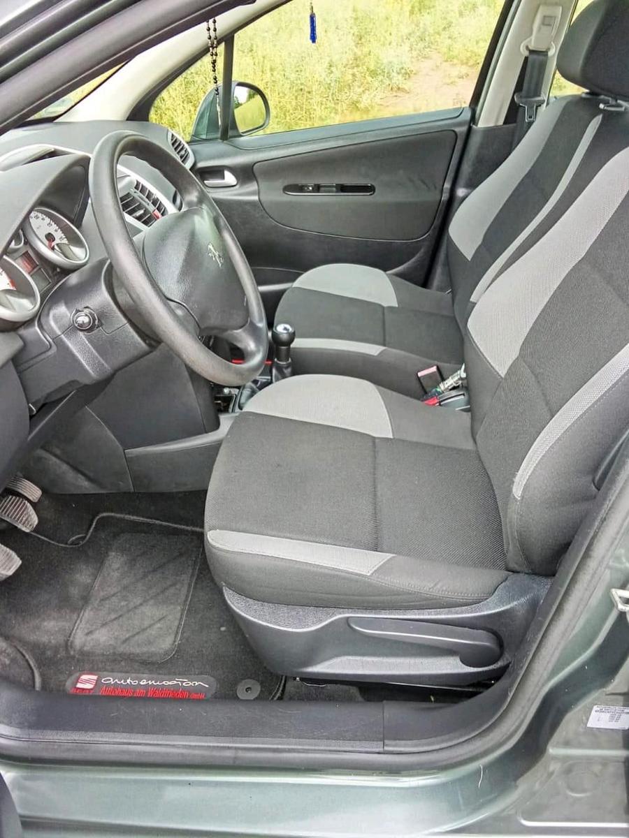 Peugeot 207 2008 — photo 6