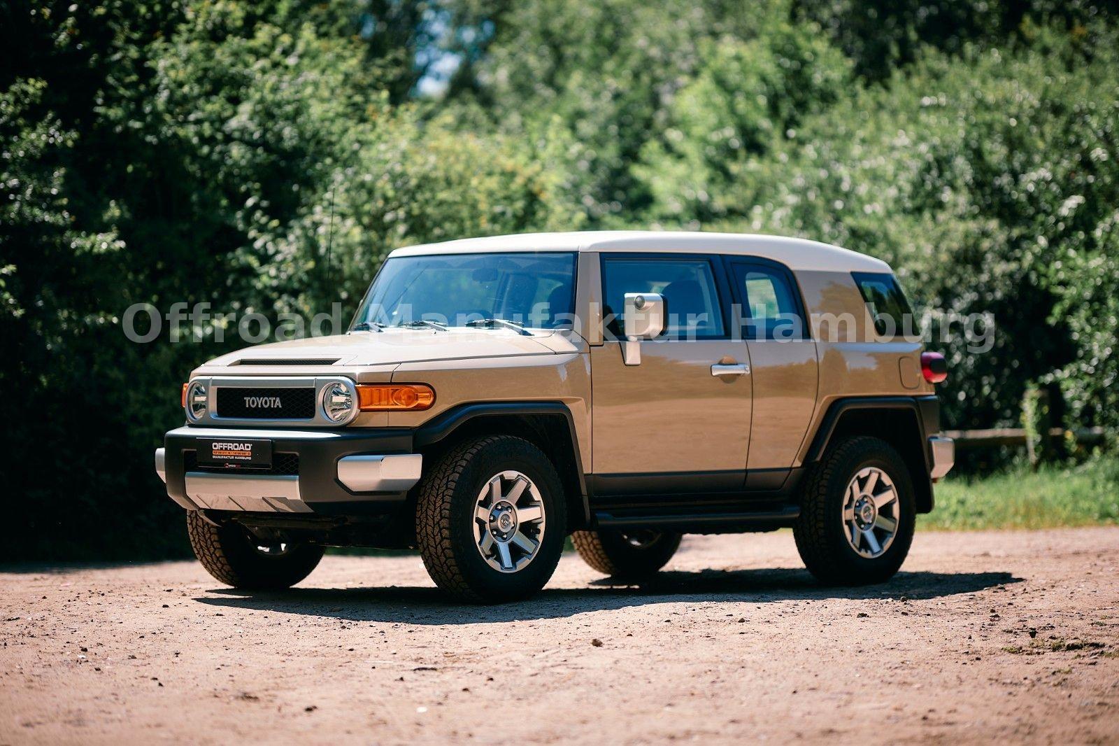 Toyota FJ Cruiser