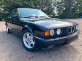 BMW 525i Oldtimer H-Kennzeichen - BMW 525 aus 1994: 525i
