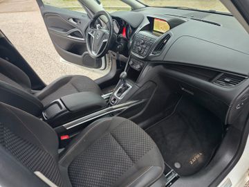 Opel Zafira - 9