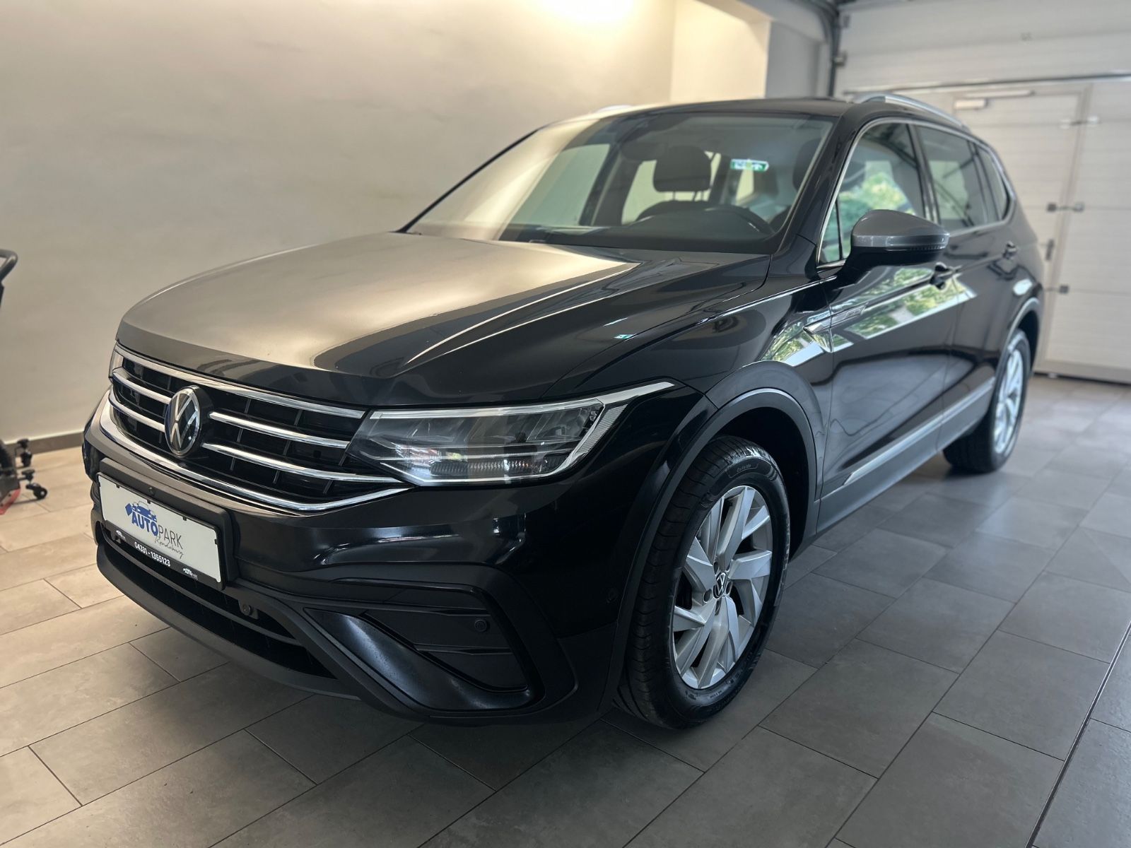 VW Tiguan Allspace 2.0 TDI DSG 4Motion Life*LED*Nav