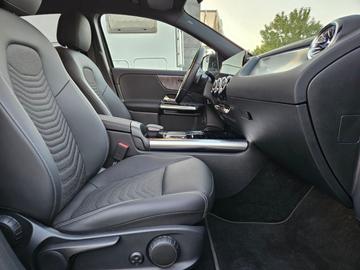 2023 Mercedes-BENZ EQA — миниатюра 15