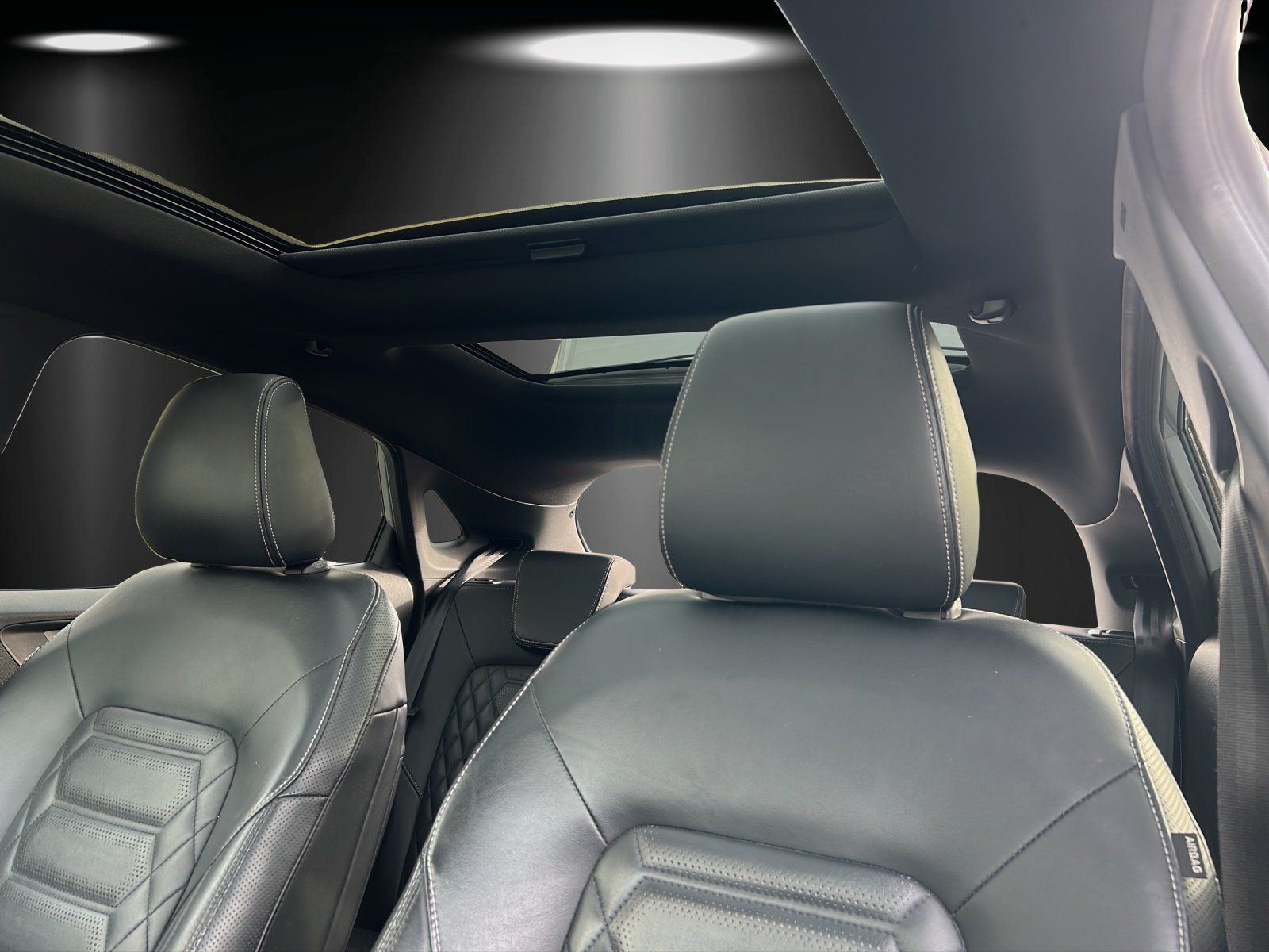 Fahrzeugabbildung Ford Puma 1.0 ST-Line Vignale LED/ACC/KAMERA/AHK/PANO