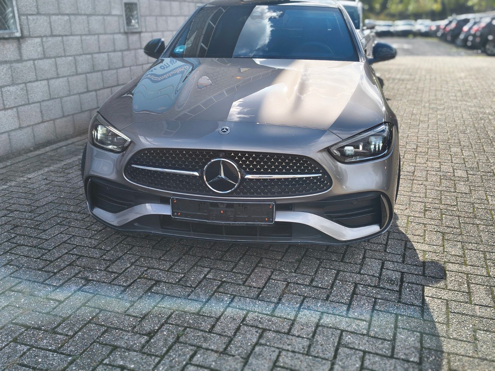 Mercedes-Benz C 300e AMG Line PHEV Panodach imagem 3