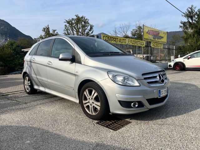 Mercedes-Benz Mercedes-benz B 200 cdi