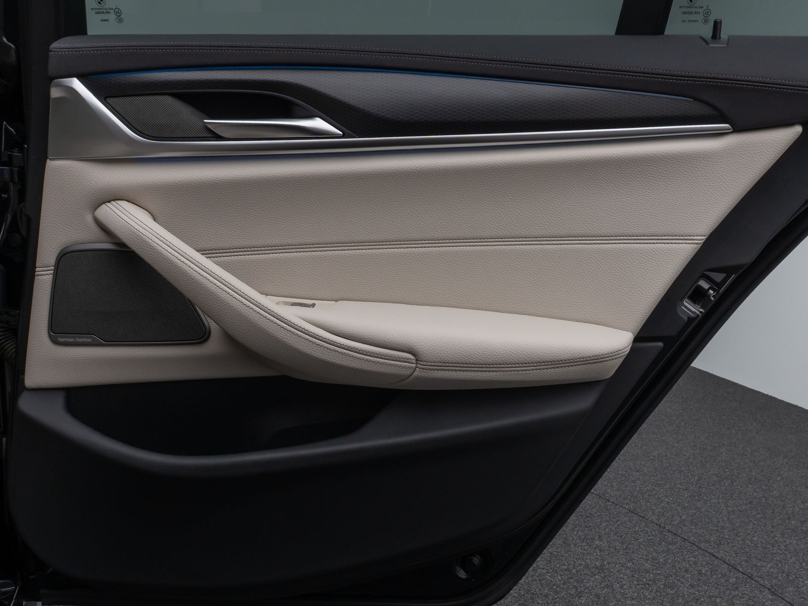 Fahrzeugabbildung BMW 530e xD M Sport Pro Panoram Kamera Laser HUD H/K