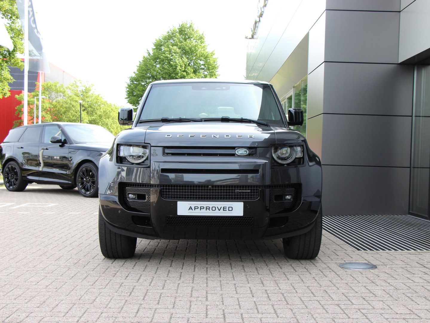 Land Rover Defender P400 130 MHEV X-Dynamic HSE Conversion imagem 3