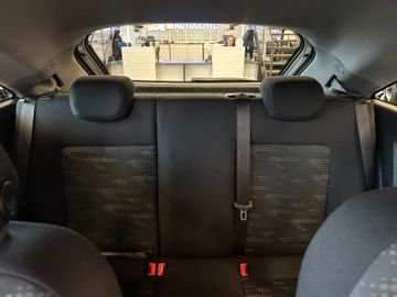 Opel Corsa D Satellite