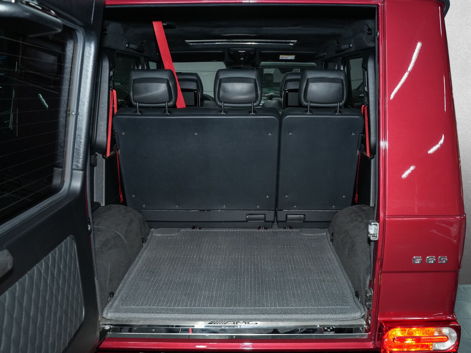 Fahrzeugabbildung Mercedes-Benz G 65 AMG - Fond Entertainment | Standheizung