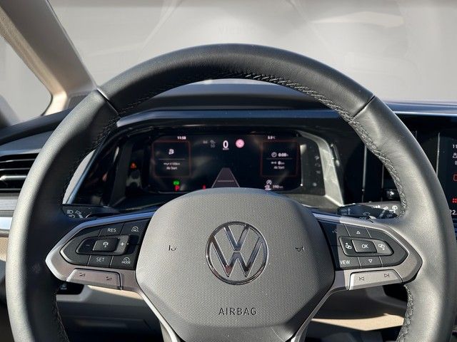 Fahrzeugabbildung Volkswagen T7 Multivan 2.0TDI Life lang +NAVI+7-SITZER+PANO
