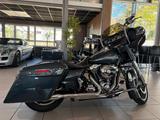 Harley-Davidson FLHX - Motorräder in Mannheim