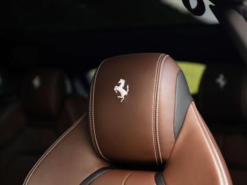 2021 Ferrari GTC4LUSSO — миниатюра 39