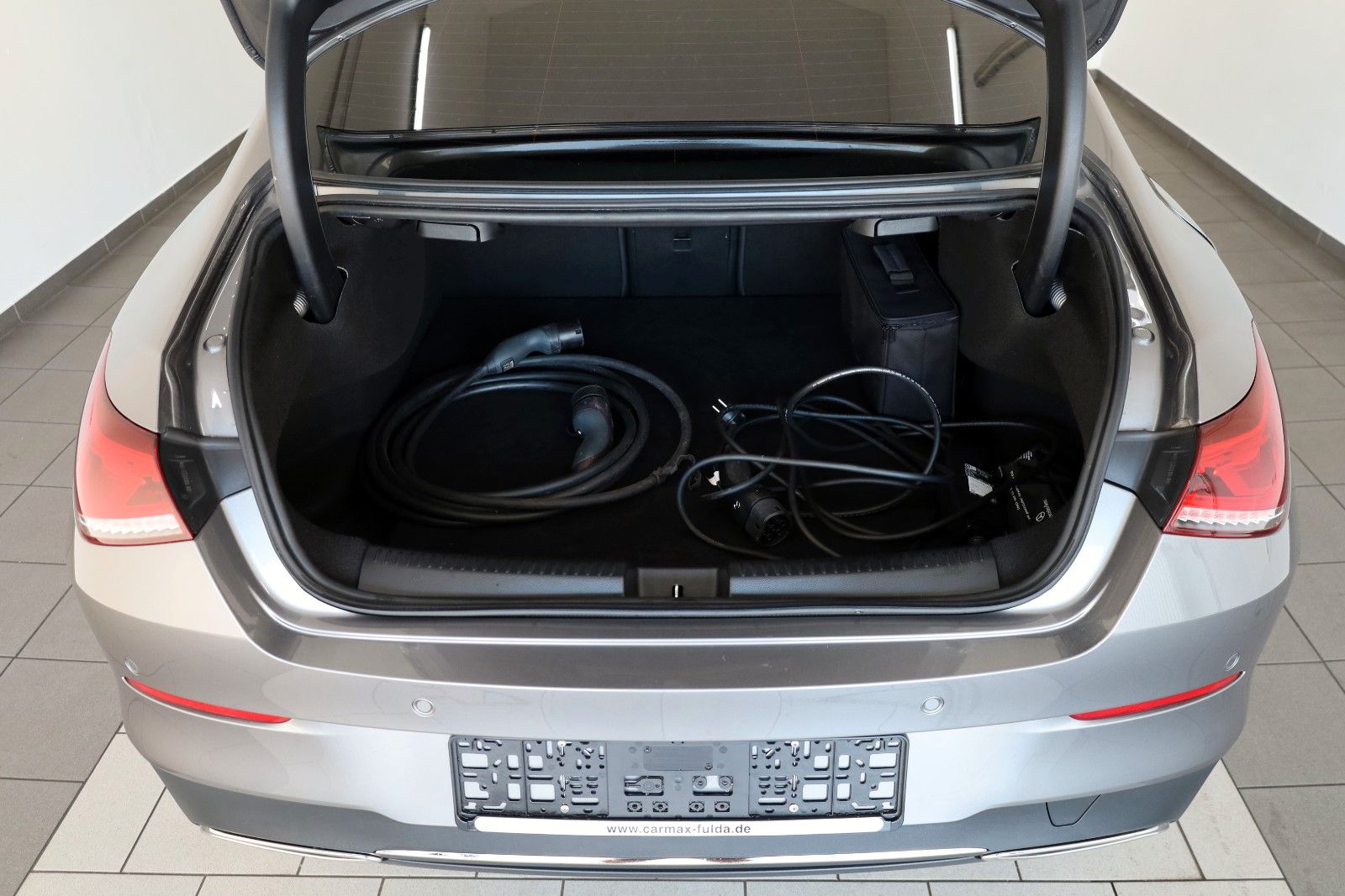 Fahrzeugabbildung Mercedes-Benz CLA 250e Coupe,Progressive,Leder,Navi,SH,Kamera