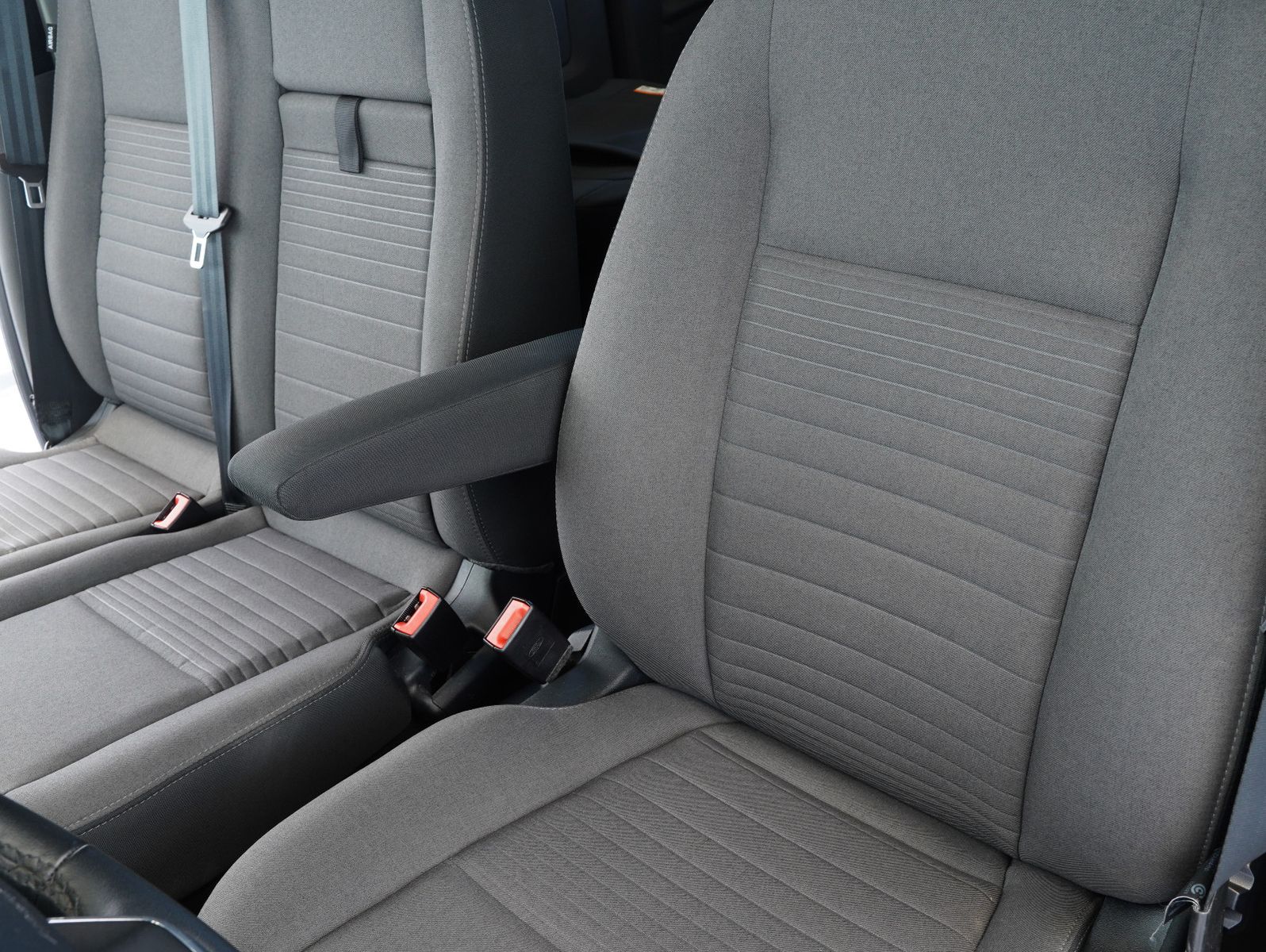 Fahrzeugabbildung Ford Tourneo Custom Kombi 2.0 TDCi 320 L1 Titanium X