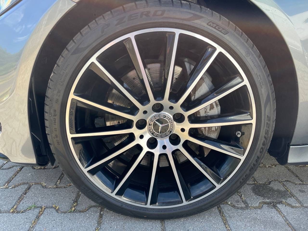 Fahrzeugabbildung Mercedes-Benz C 250 CGI T AMG*Panorama*Totwinkel*AHK*Kamera*