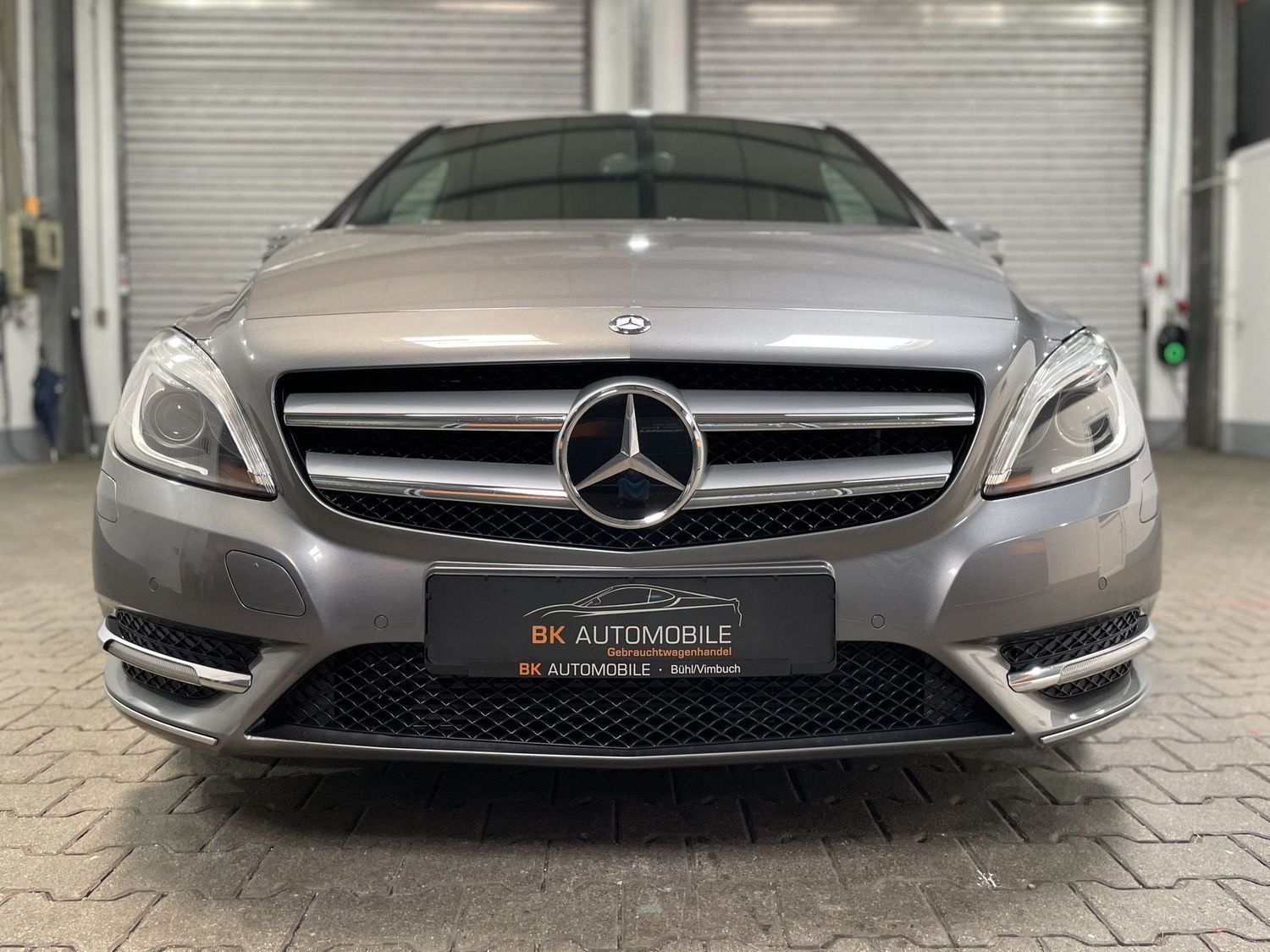 Fahrzeugabbildung Mercedes-Benz B 180 Sport #Bi-Xen#Tempomat#PDC#Klima#Navi