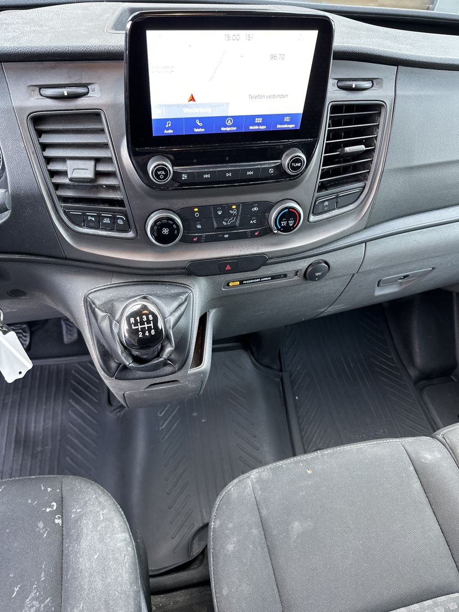 Fahrzeugabbildung Ford Transit Custom 300 L2H1 KAMERA+SHZ+PP+CARPLAY
