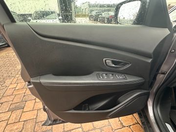 Renault Scenic - 10
