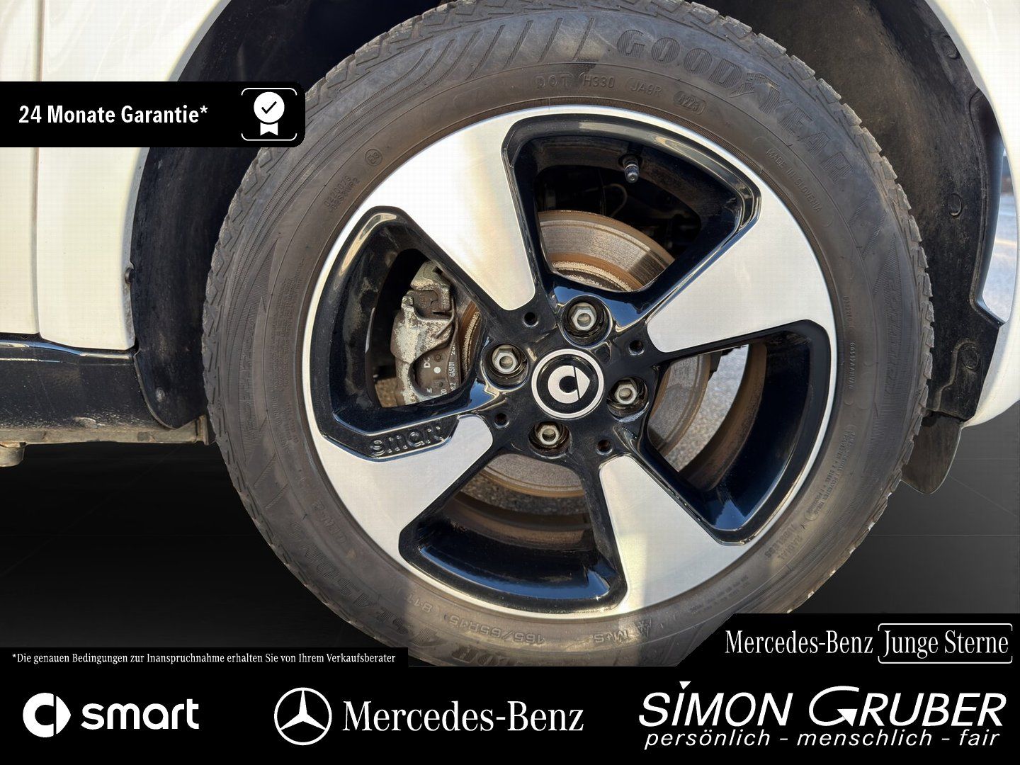 Fahrzeugabbildung Smart Smart fortwo Cabrio Exclusive 22KW LED Sitzhzg