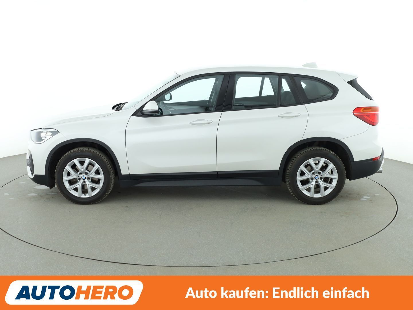 BMW X1 sDrive 18i Advantage Aut.*NAVI*TEMPO*PDC*SHZ* foto 3