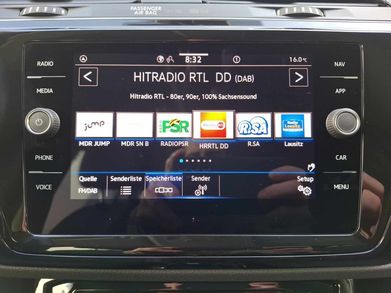 Fahrzeugabbildung Volkswagen Touran TSI Highline DSG 7-Si AHK AID ACC RFK SH