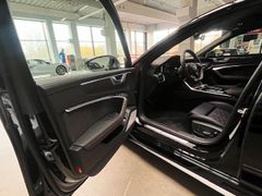 AUDI RS6 RS 6 Avant 4.0 V8 Quattro Performance 4,59%