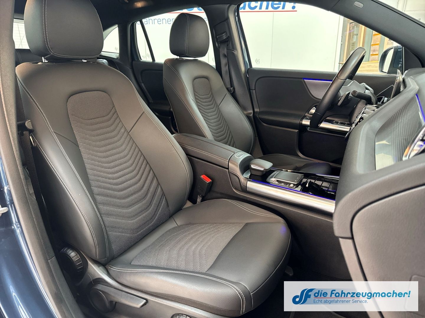 Fahrzeugabbildung Mercedes-Benz EQA 250 Navi Digitales Cockpit LED El. Heckklapp