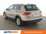 Volkswagen Tiguan 1.4 TSI ACT Comfortline BM *NAVI*PDC*AHK* - Gebrauchtwagen in Köln