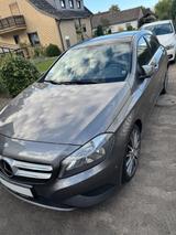 Mercedes-Benz Mercedes A180 | Grau | 122 PS | HU/AU neu ... - Mercedes-Benz A 180 in Braunschweig