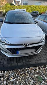 Hyundai i20 1.0 T-GDI 74kW DCT Active Trend Active Trend - Hyundai i20: Standheizung