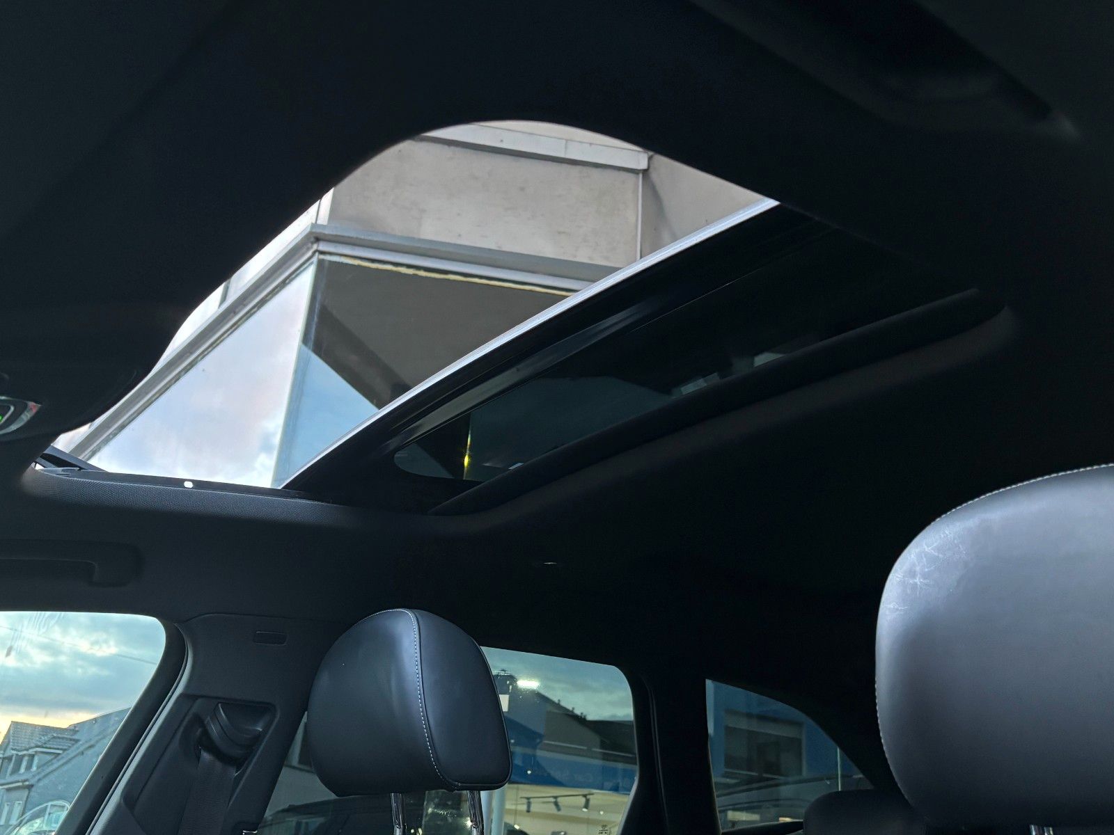 Fahrzeugabbildung Audi A6 Avant 50 TDI *S-Line*Pano*HUD*B&O*Kamera